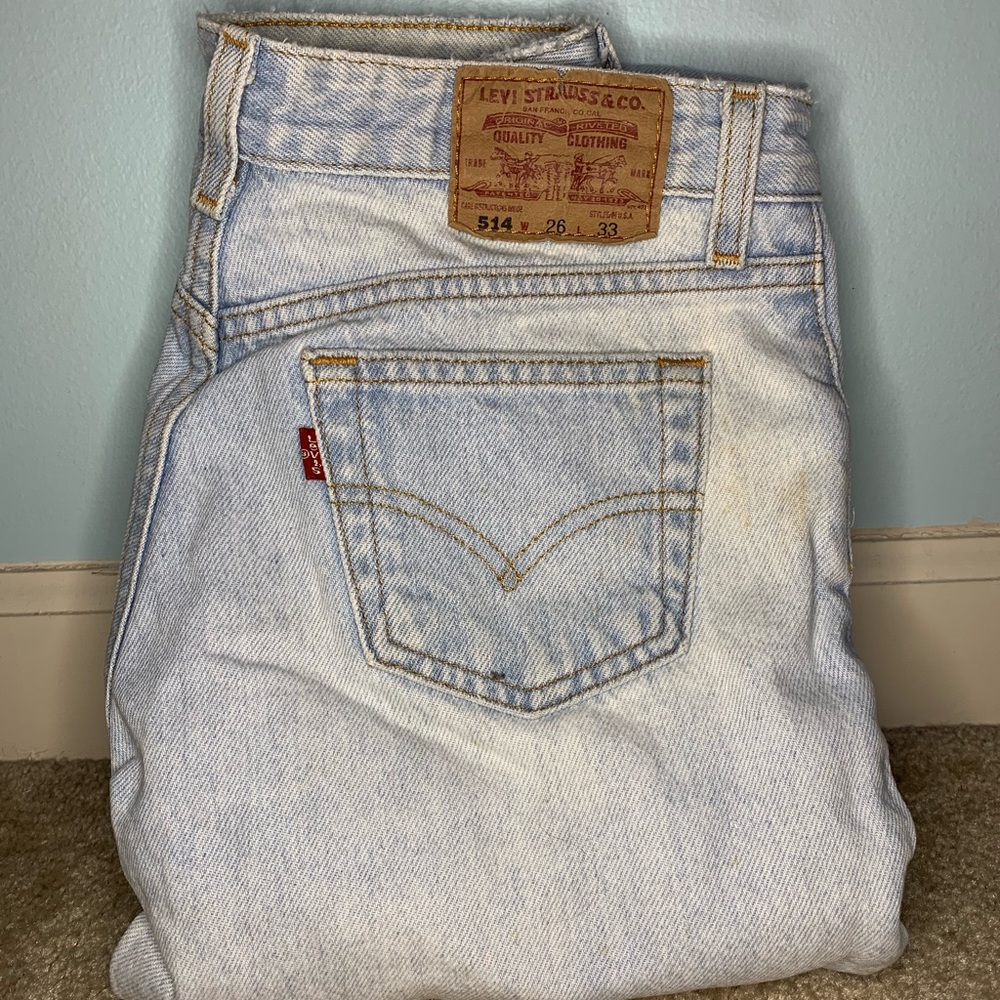 SOLD Straight leg vintage levi’s (light wash)